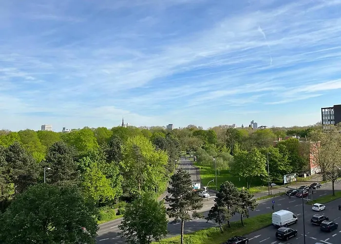 Moeblierte Apartment Im Herkules Koeln Neuehrenfeld