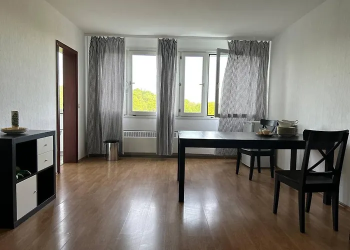 Moeblierte Apartment Im Herkules Koeln Neuehrenfeld