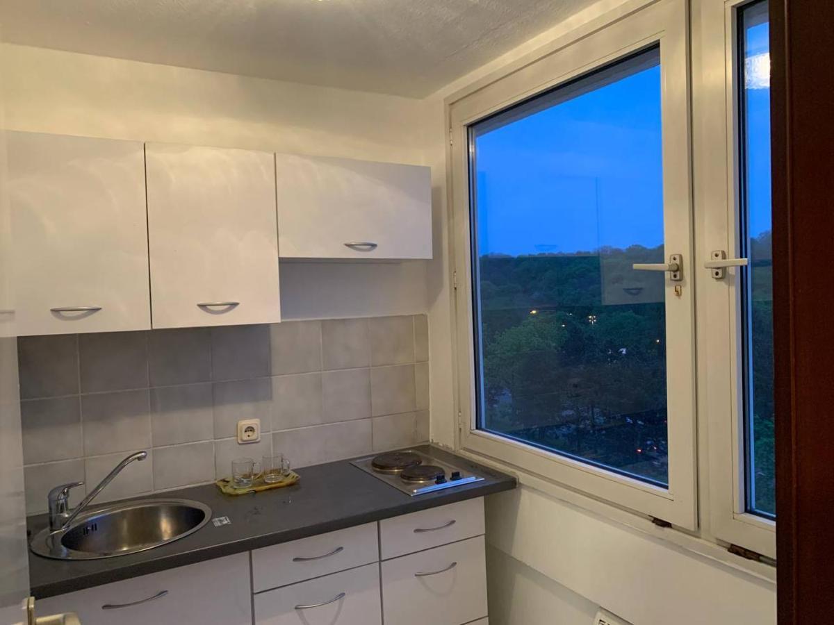 Moeblierte Im Herkules Neuehrenfeld Appartement Keulen